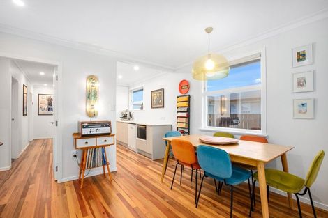 Photo of property in 23 Cara Crescent, Paparangi, Wellington, 6037