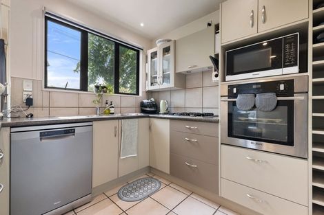 Photo of property in 1 Trist Place, Edgeware, Christchurch, 8013