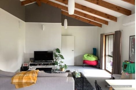 Photo of property in 42a Monorgan Road, Strathmore Park, Wellington, 6022