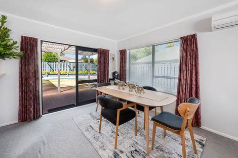 Photo of property in 35 Carter Drive, Pomare, Rotorua, 3015