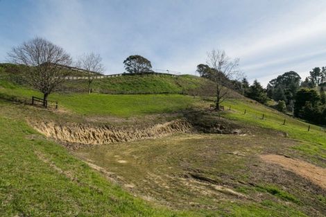 Photo of property in 3 Te Roera Drive, Taradale, Napier, 4112