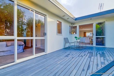 Photo of property in 13a Flanshaw Road, Te Atatu South, Auckland, 0610