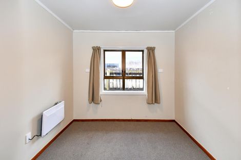 Photo of property in 33 Marne Road, Papakura, 2110