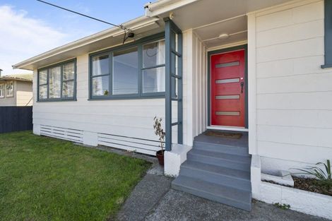 Photo of property in 13 Collins Crescent, Feilding, 4702