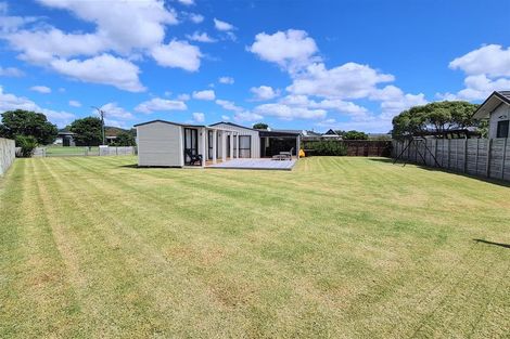 Photo of property in 107 Nikau Close, Matarangi, Whitianga, 3592