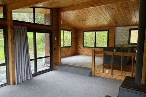 Photo of property in 95 Manuka Street, Stokes Valley, Lower Hutt, 5019