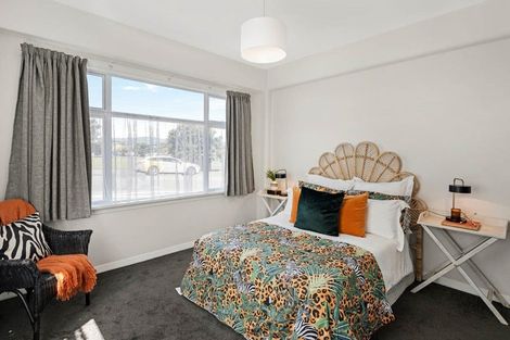 Photo of property in San Antonio Flats, 1/12 Kilbirnie Crescent, Kilbirnie, Wellington, 6022