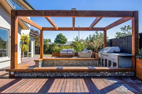 Photo of property in 4 Sovereign Gardens, Halswell, Christchurch, 8025