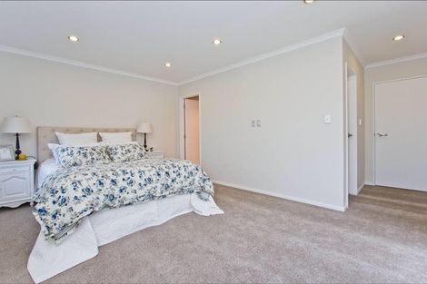 Photo of property in 25b Thornlow Street, Glendene, Auckland, 0602