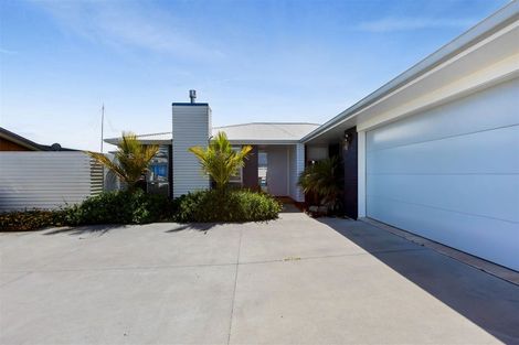 Photo of property in 22 Wills Road, Bell Block, New Plymouth, 4312