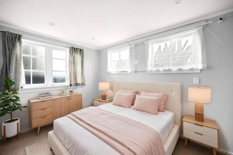 Photo of property in 1057 Heaphy Terrace, Fairfield, Hamilton, 3214