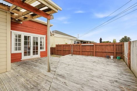 Photo of property in 23 Ruapehu Street, Castlecliff, Whanganui, 4501