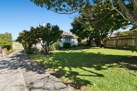 Photo of property in 12 Somerset Grove, Parkvale, Tauranga, 3112