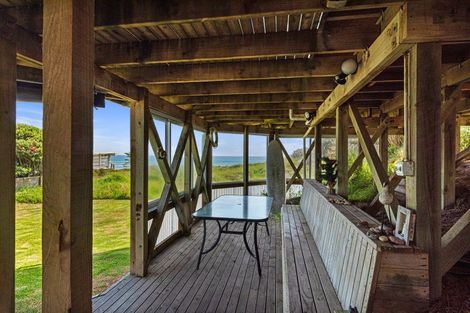 Photo of property in 285 Pukehina Parade, Pukehina, 3189