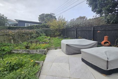 Photo of property in 87 Tiber Street, Island Bay, Wellington, 6023