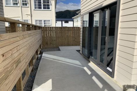 Photo of property in 91c Whites Line East, Waiwhetu, Lower Hutt, 5010