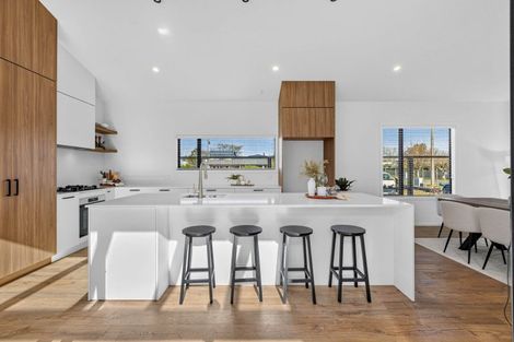 Photo of property in 17 Kelly Road, Cambridge, 3434