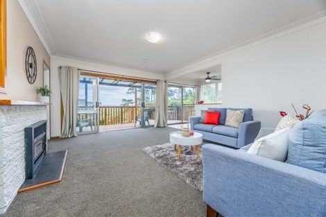 Photo of property in 454 Don Buck Road, Massey, Auckland, 0614
