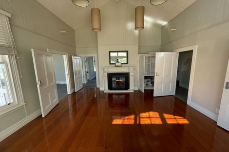 Photo of property in 212 Lake Road, Northcote, Auckland, 0627