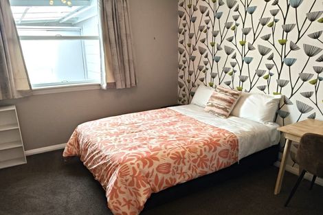 Photo of property in 2 Arthur Street, Holmes Hill, Oamaru, 9401