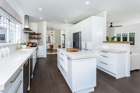 Photo of property in 1 Ascot Avenue, Narrow Neck, Auckland, 0624