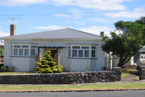 Photo of property in 48 Moana Avenue, Onehunga, Auckland, 1061