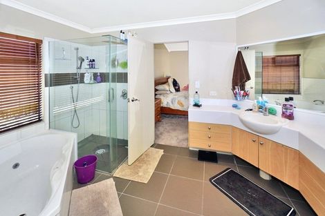 Photo of property in 17 Kopu Drive, Pyes Pa, Tauranga, 3112