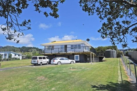 Photo of property in 44 Hauraki Road, Leigh, Warkworth, 0985