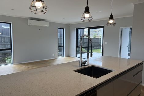 Photo of property in 65 Koura Drive, Red Beach, 0932