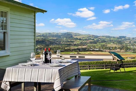 Photo of property in 140 Anzac Road, Pukekohe, 2120