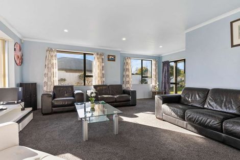 Photo of property in 7 Durrell Way, Rolleston, 7614