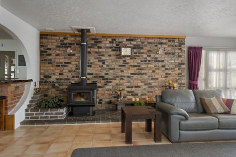 Photo of property in 2 Milton Street, Murchison, 7007