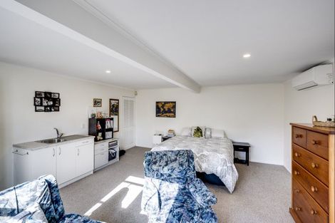 Photo of property in 7 Fitzroy Road, Bluff Hill, Napier, 4110