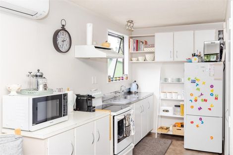 Photo of property in 43g Windsor Road, Maeroa, Hamilton, 3200