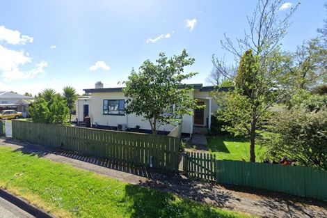 Photo of property in 2 Hobson Place, Takaro, Palmerston North, 4412