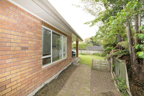 Photo of property in 8a Alison Street, Hamilton Lake, Hamilton, 3204