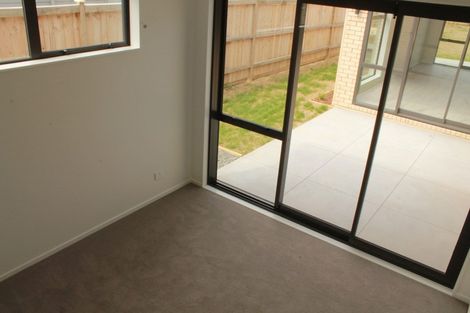 Photo of property in 16b Marine Garden Crescent, Beachlands, Auckland, 2018