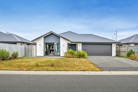 Photo of property in 137 Infinity Drive, Pegasus, 7612