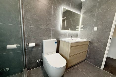 Photo of property in 52a Crestview Rise, Papakura, 2110