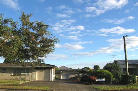 Photo of property in 2/52 Avenue Road, Otahuhu, Auckland, 1062