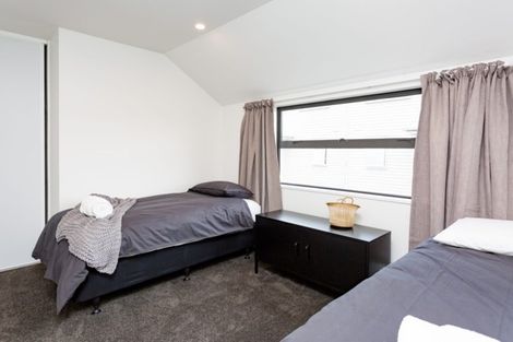 Photo of property in 1/176 Edgeware Road, Edgeware, Christchurch, 8013