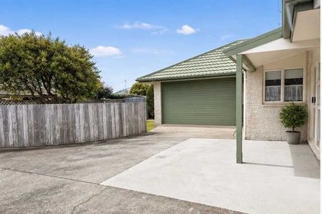 Photo of property in 60a Arawhata Road, Paraparaumu, 5032