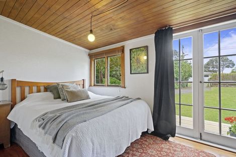 Photo of property in 46 Fox Street, Opunake, 4616