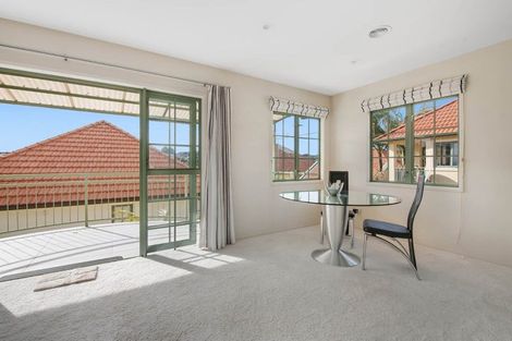 Photo of property in 24 Parkwood Crescent, Gulf Harbour, Whangaparaoa, 0930