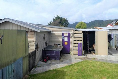 Photo of property in 15 O'grady Street, Blaketown, Greymouth, 7805