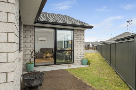 Photo of property in 9 Wai Huri Place, Omokoroa, 3114