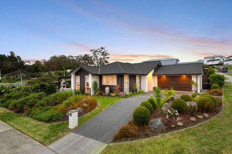 Photo of property in 23 Maraeariki Avenue, Orewa, 0931