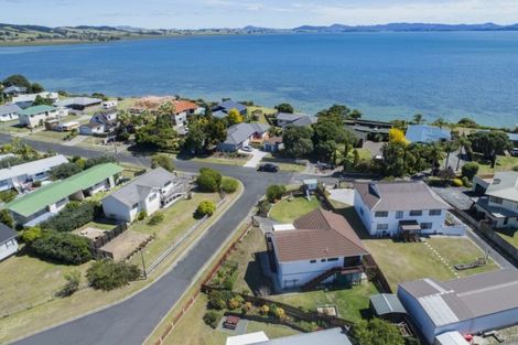 Photo of property in 28 Manaia View Road, One Tree Point, 0118