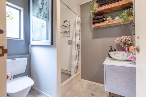 Photo of property in 10 Rowena Crescent, Motuoapa, Turangi, 3382