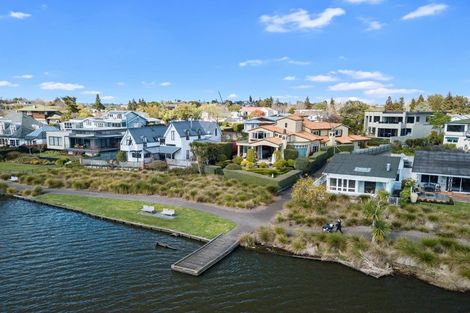 Photo of property in 64 Lake Crescent, Hamilton Lake, Hamilton, 3204